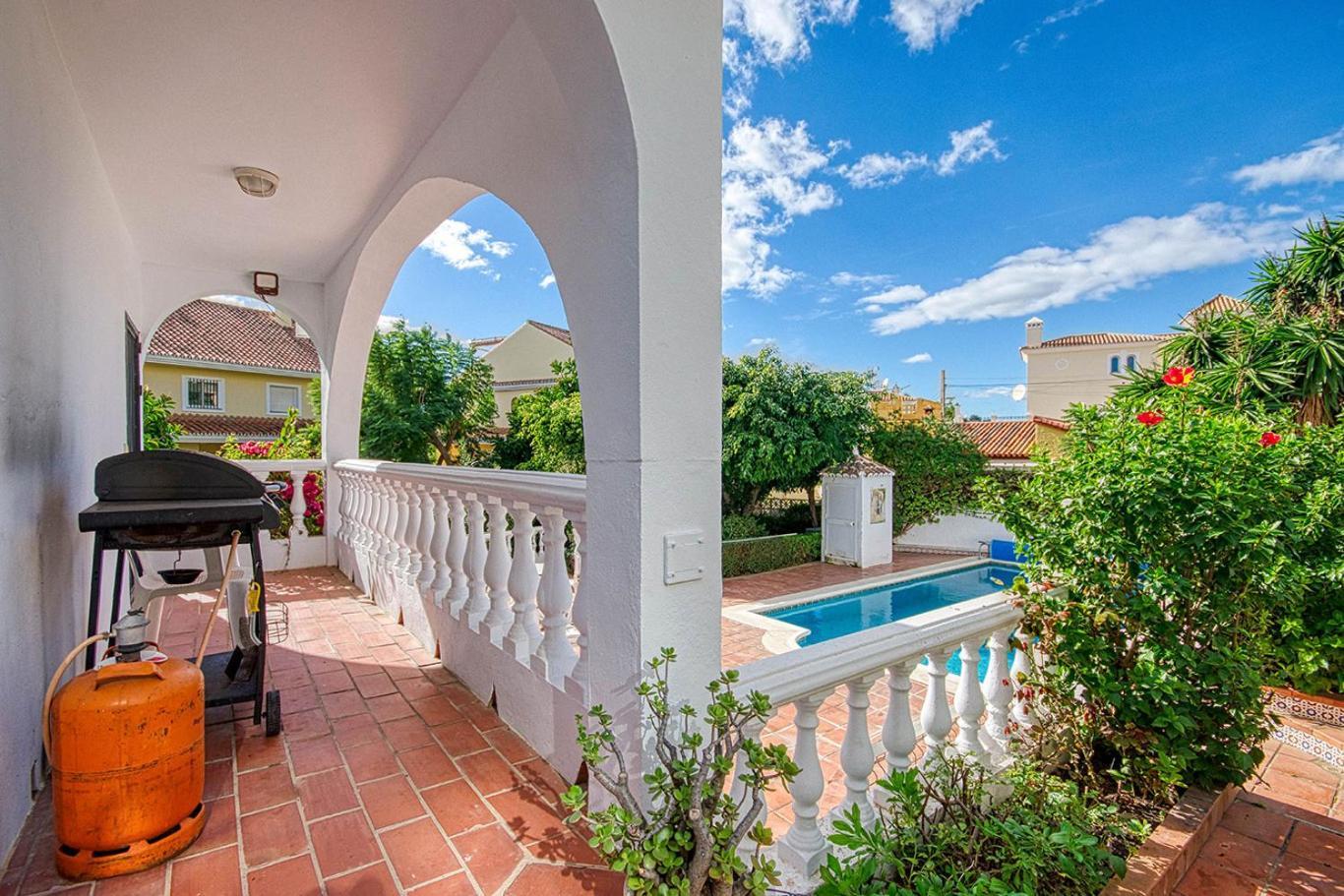Villa Bonita ฟูเอนฮิโรลา ภายนอก รูปภาพ